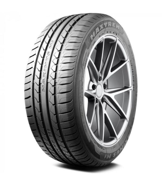 Llanta 215/65R16 Maxtrek