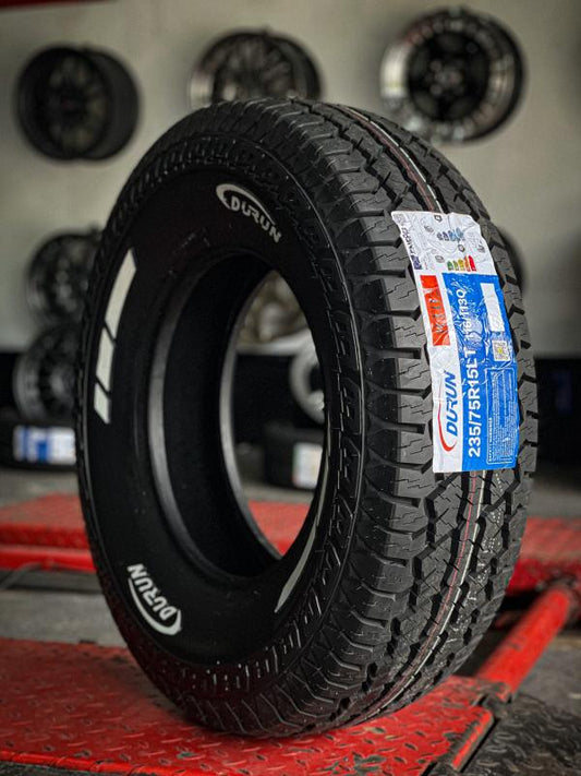 Llanta 235/75R15 Durun At