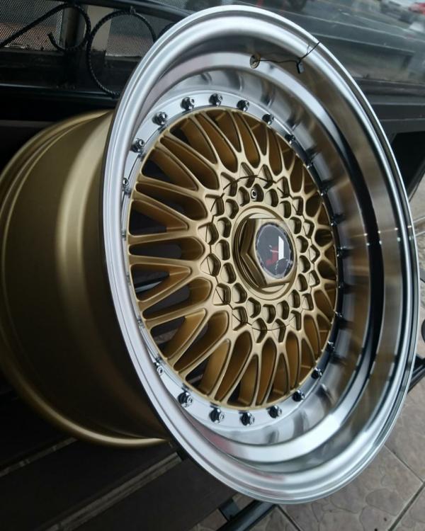 Aro 17X10 (L247) 5/112/120 Gold With Machined Lip (Set 4 Aros)